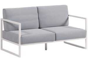 Kave Home Modro-bílá zahradní pohovka Comova 152 cm